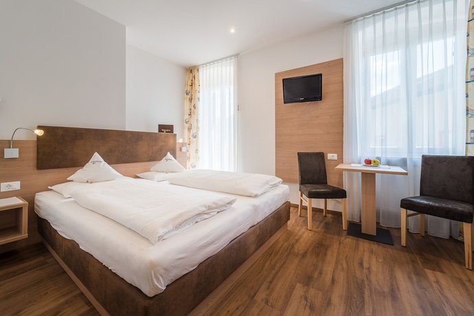 Imagen de la habitación del Rebenheim Fr&uuml;hst&uuml;ckspension - FEWO. Foto 16