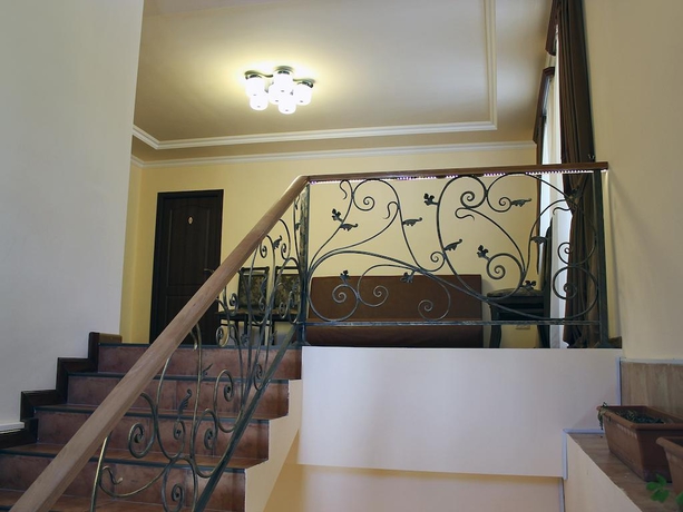 Imagen general del Red, Dilijan. Foto 11