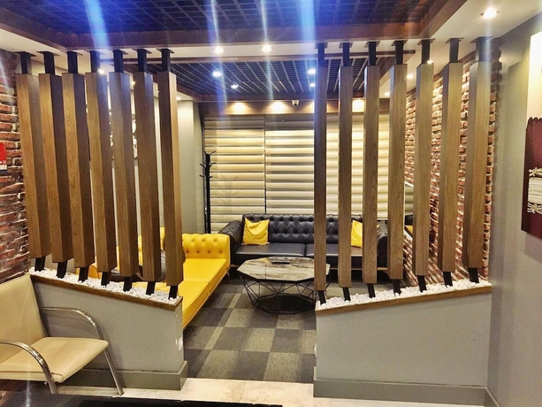 Imagen de los interiores del Red House Vip. Foto 19