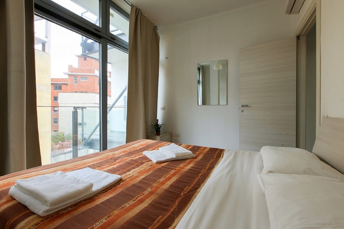 Imagen de la habitación del Red Line Rooms Division. Foto 8