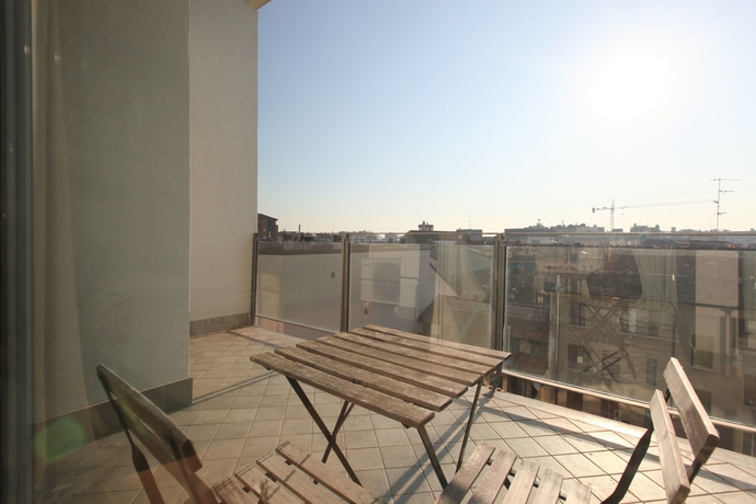 Imagen general del Red Line Rooms Division. Foto 2