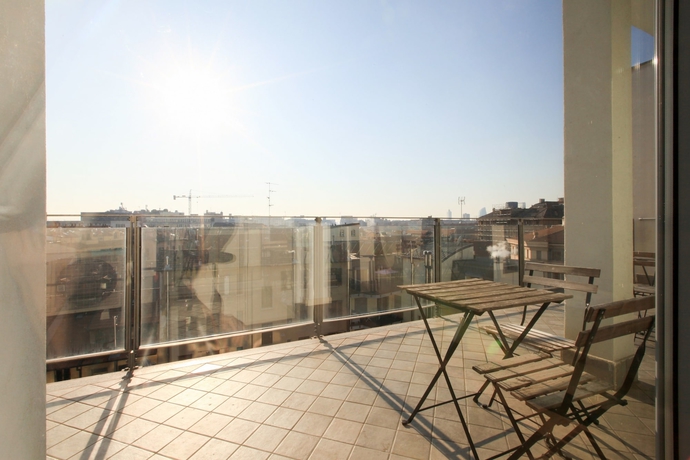 Imagen general del Red Line Rooms Division. Foto 3