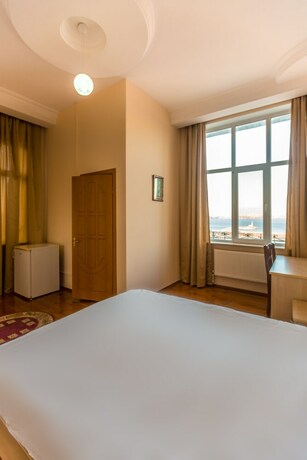 Imagen de la habitación del Red Roof Hotel. Foto 2