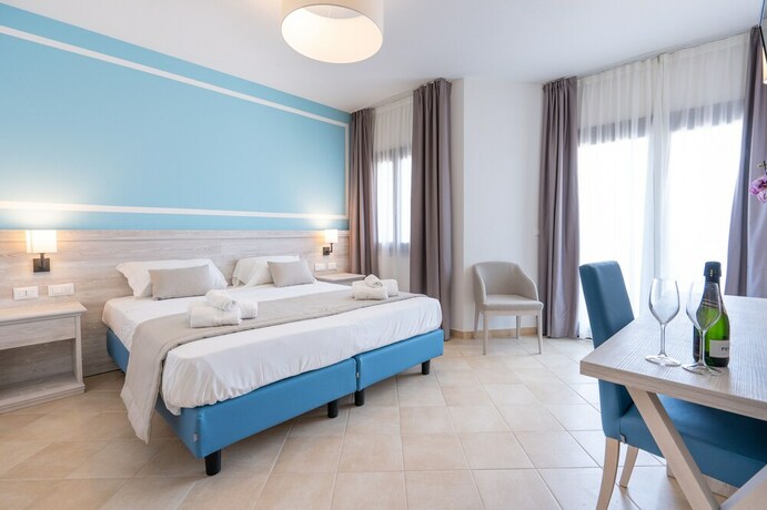 Imagen de la habitación del Red Sun Village. Foto 35