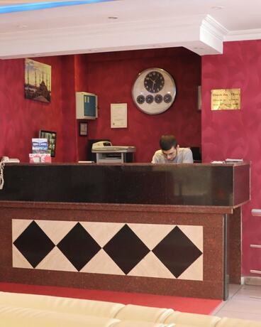 Imagen general del Red White Hotel. Foto 5
