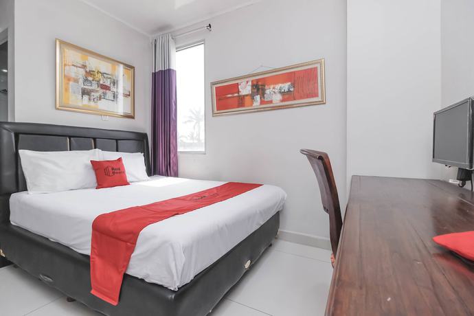 Imagen de la habitación del RedDoorz Plus @ Cikarang. Foto 17