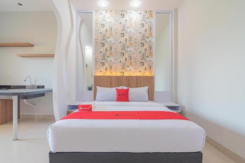 Imagen de la habitación del RedDoorz Plus near Taman Budaya Samarinda. Foto 8