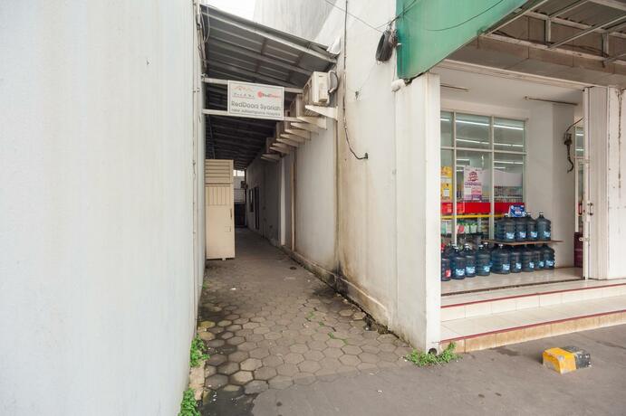 Imagen general del RedDoorz Syariah near Jatisampurna Hospital. Foto 18