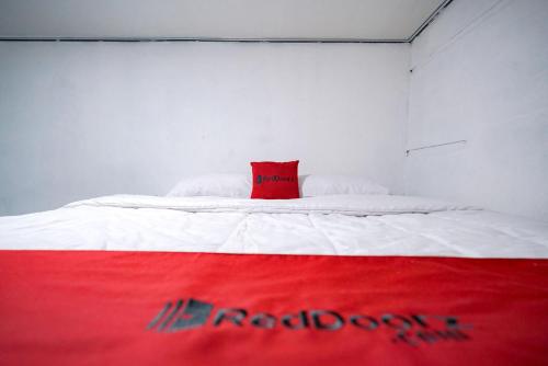 Imagen general del RedDoorz at Jalan Basuki Rahmat Lampung. Foto 2