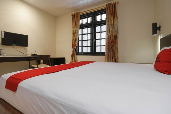Imagen de la habitación del Reddoorz Plus Near Halim Perdanakusuma 2. Foto 16
