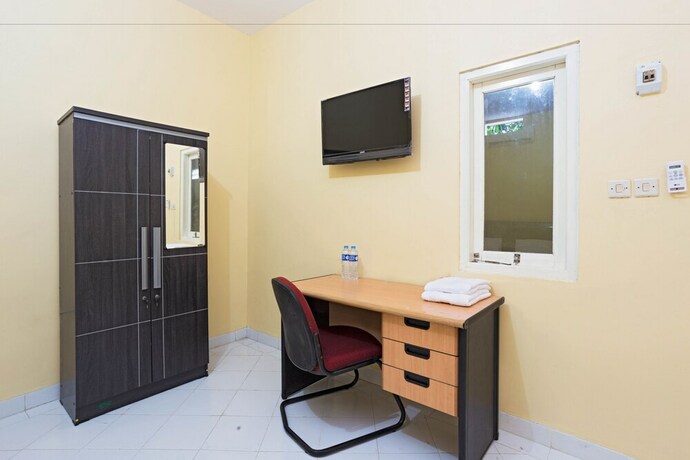 Imagen de la habitación del Reddoorz Plus Near Halim Perdanakusuma 2. Foto 30