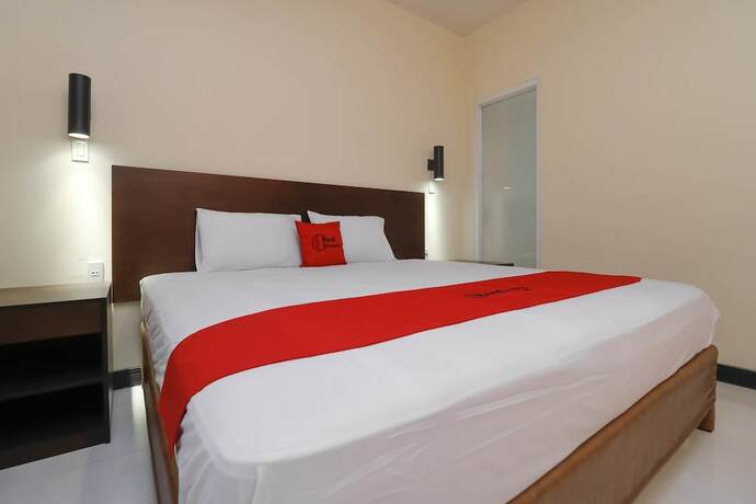 Imagen de la habitación del Reddoorz Plus Near Halim Perdanakusuma 2. Foto 32