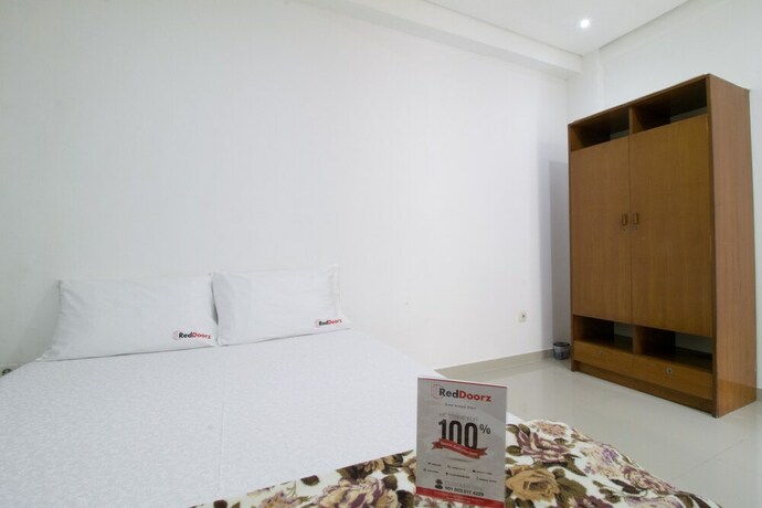 Imagen de la habitación del Reddoorz @ Pulomas. Foto 3
