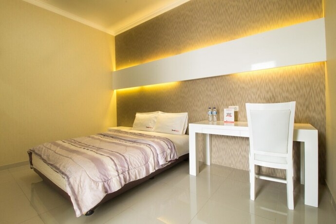 Imagen de la habitación del Reddoorz @ Pulomas. Foto 4