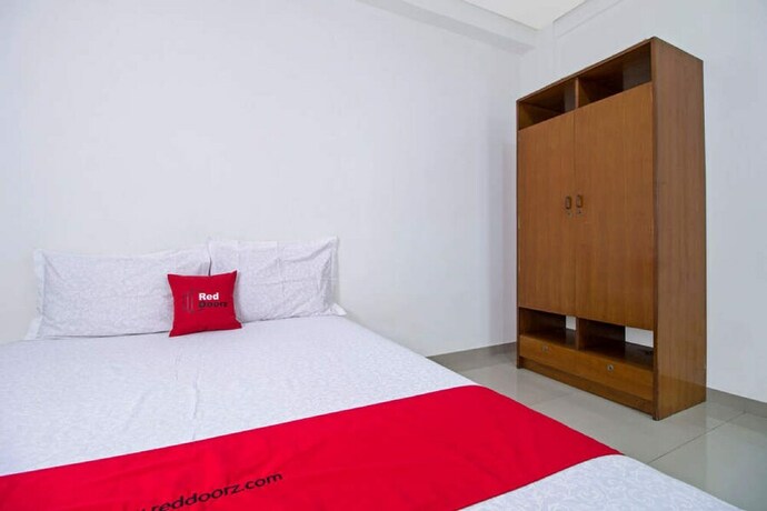 Imagen de la habitación del Reddoorz @ Pulomas. Foto 11
