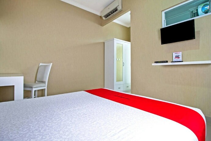 Imagen de la habitación del Reddoorz @ Pulomas. Foto 13