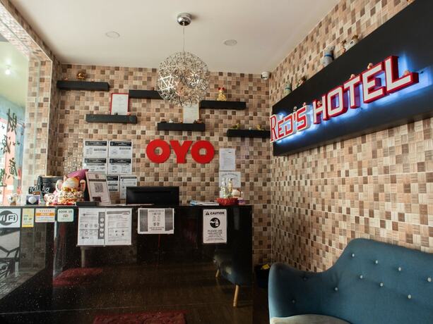 Imagen de los interiores del Red's Inn. Foto 15
