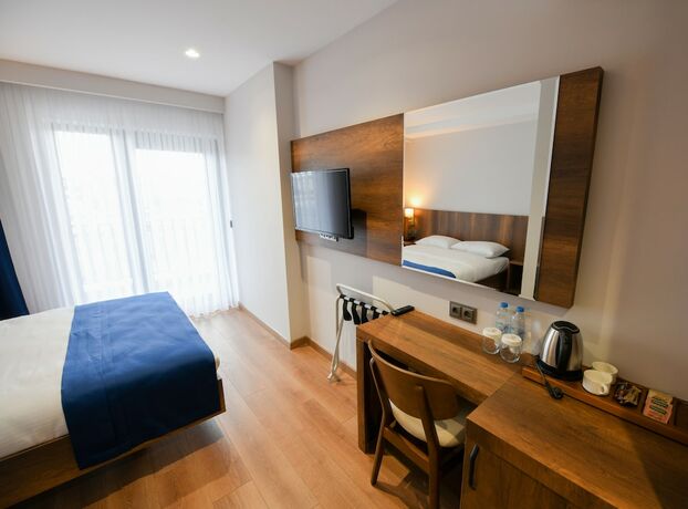 Imagen general del Ref Inn Hotel. Foto 10