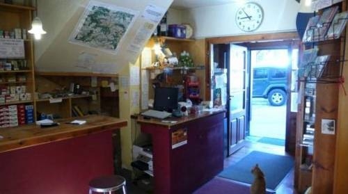 Imagen de los exteriores del Refugi Rosta. Foto 5