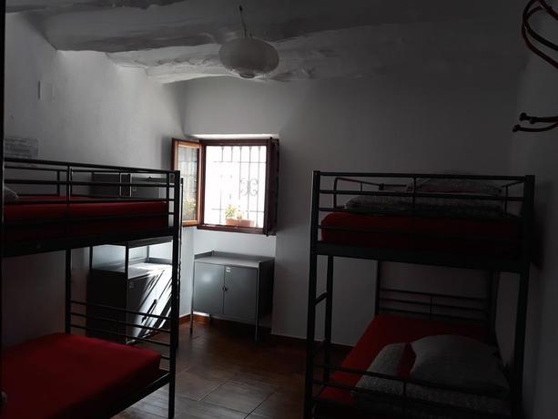 Imagen de la habitación del Refugio Alpujarra Alta. Foto 3