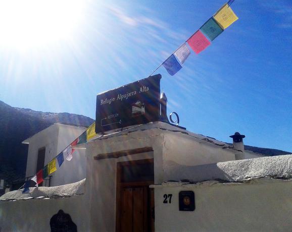 Imagen general del Refugio Alpujarra Alta. Foto 2