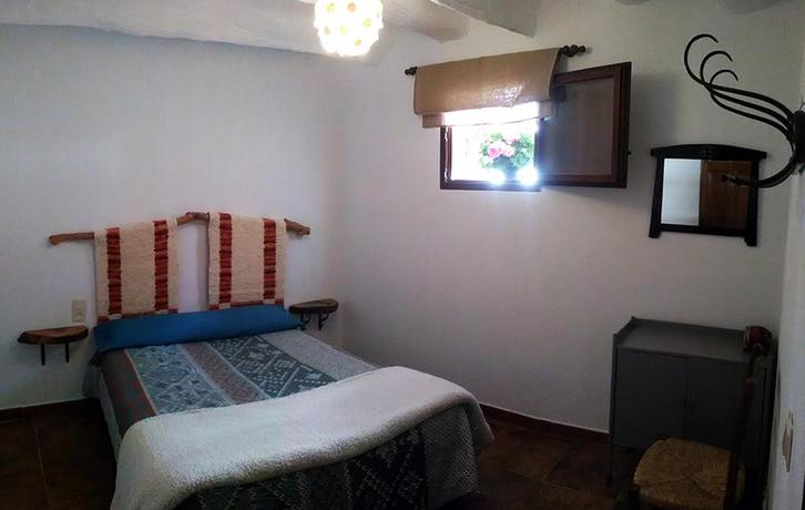 Imagen de la habitación del Refugio Alpujarra Alta. Foto 5