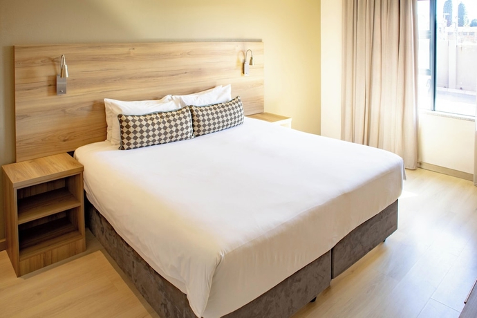 Imagen de la habitación del Regal Inn Hotel Midrand. Foto 2