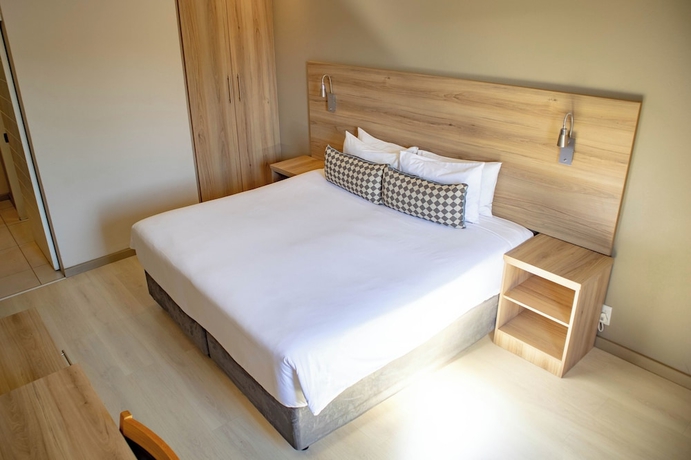 Imagen de la habitación del Regal Inn Hotel Midrand. Foto 4