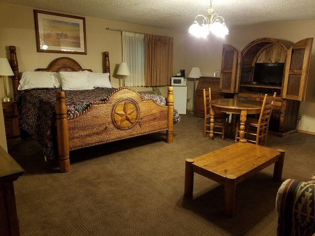 Imagen de la habitación del Regency Inn and Suites, Dodge City. Foto 4