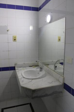 Imagen de la habitación del Regency Lodge. Foto 20