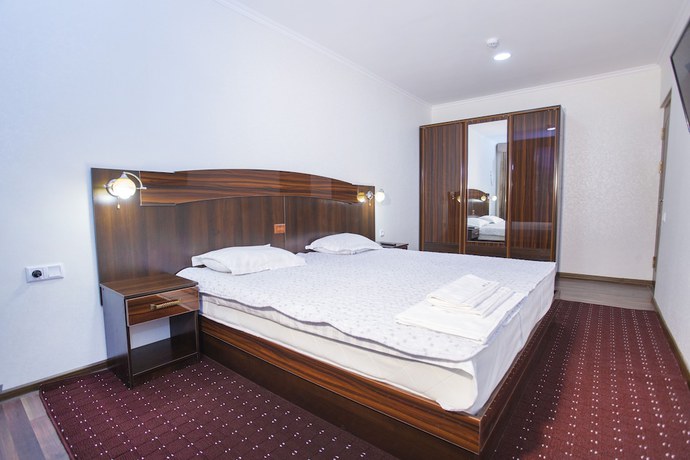 Imagen de la habitación del Reikartz Surxon Termez. Foto 3