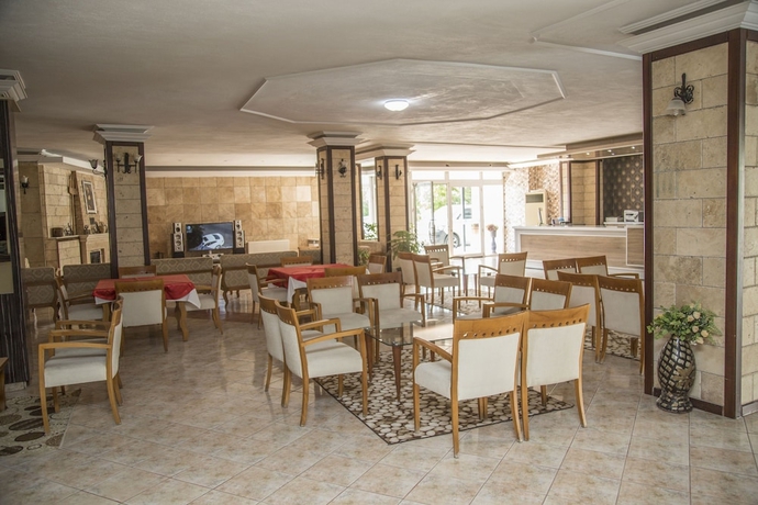 Imagen de los interiores del Reis Thermal Otel. Foto 18