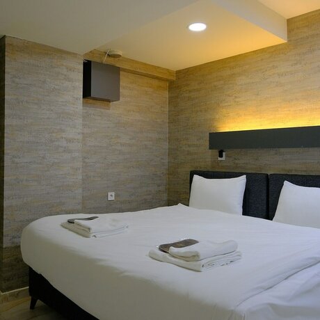 Imagen de la habitación del Rekab Otel. Foto 18