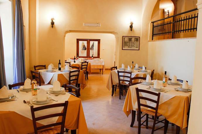Imagen del bar/restaurante del Relais Al Convento, La Bianca. Foto 3