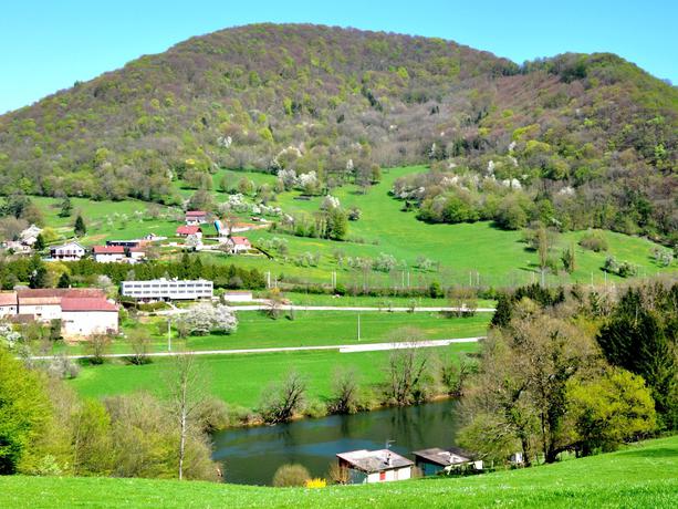 Imagen de los exteriores del Relais De La Vall&eacute;e. Foto 9