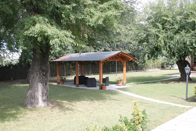 Imagen de los exteriores del Relais La Mimosa. Foto 10