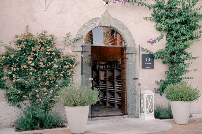 Imagen de los interiores del Relais Montepepe Winery and Spa. Foto 39