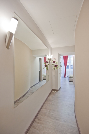 Imagen de los interiores del Relais Sistina. Foto 11