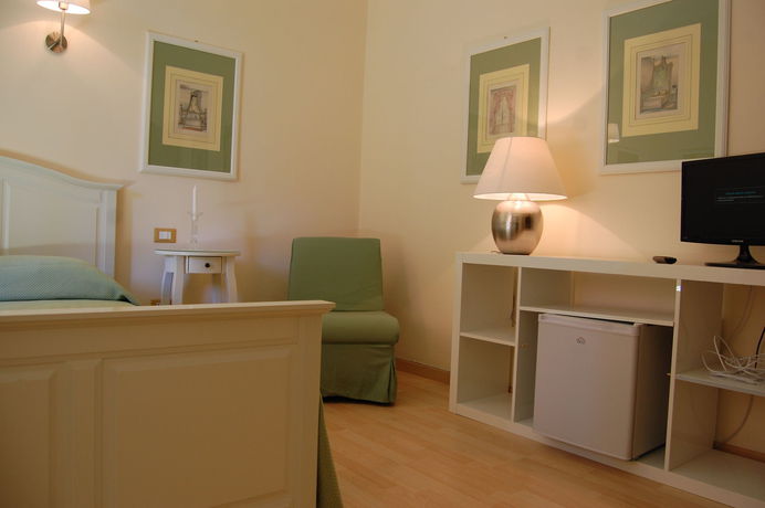 Imagen de la habitación del Relais Villa Fiorelli. Foto 8