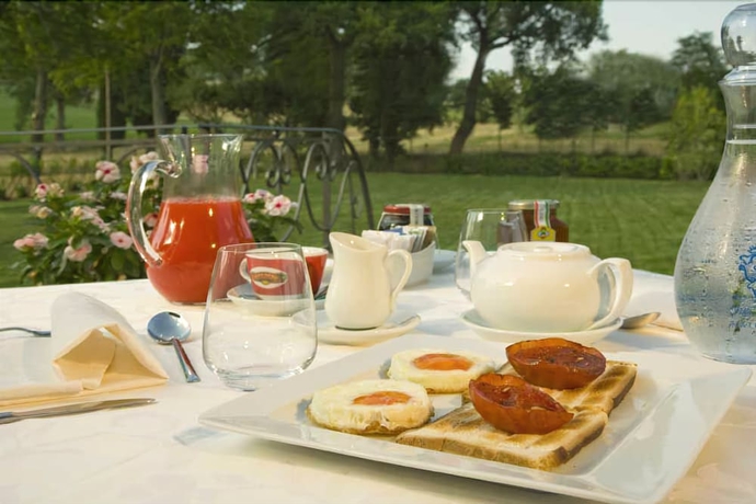 Imagen del bar/restaurante del Relais Villa Fornari. Foto 3