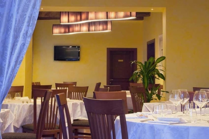 Imagen del bar/restaurante del Relais Villa Fornari. Foto 5