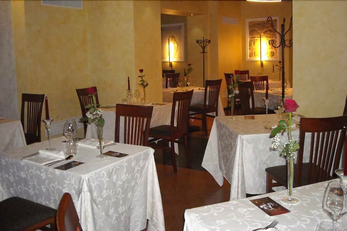 Imagen del bar/restaurante del Relais Villa Fornari. Foto 7