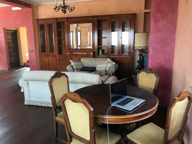 Imagen general del Remarkable 5-bedrooms Villa in Cerrione With Land. Foto 1