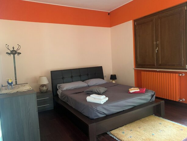 Imagen general del Remarkable 5-bedrooms Villa in Cerrione With Land. Foto 2