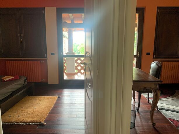 Imagen general del Remarkable 5-bedrooms Villa in Cerrione With Land. Foto 12
