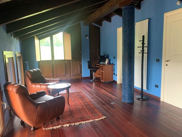 Imagen general del Remarkable 5-bedrooms Villa in Cerrione With Land. Foto 13