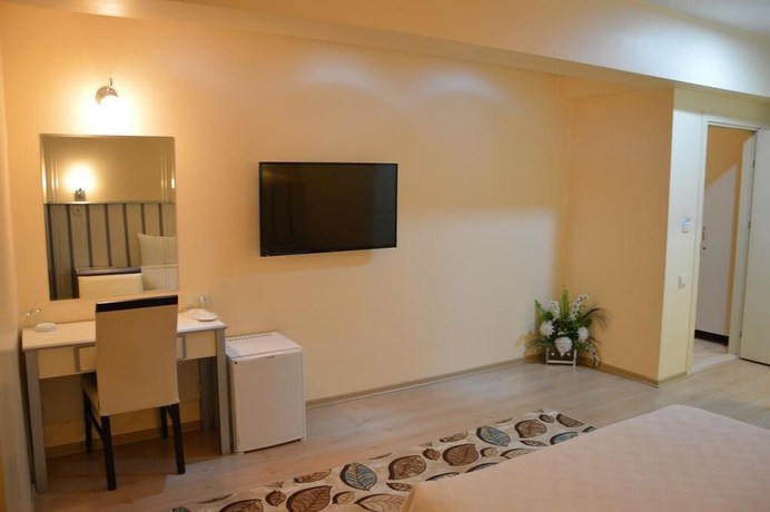Imagen de la habitación del Remay Hotel. Foto 13