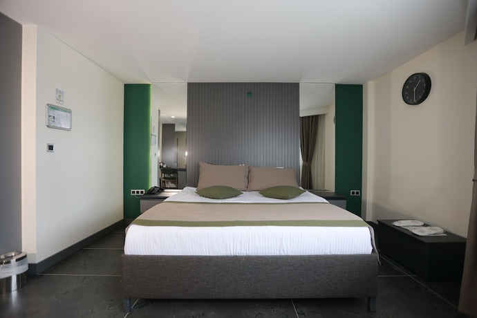 Imagen de la habitación del Ren Business Hotel. Foto 7