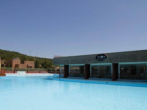 Imagen general del Rena Bianca Cugnana Verde Residence. Foto 4
