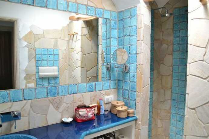 Imagen de la habitación del Rena Bianca Cugnana Verde Residence. Foto 17